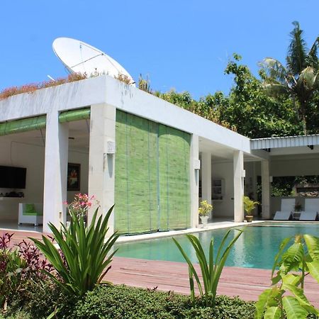 Villa Putih Lovina Kültér fotó